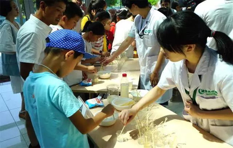 201904031431495ca45355d1b9b